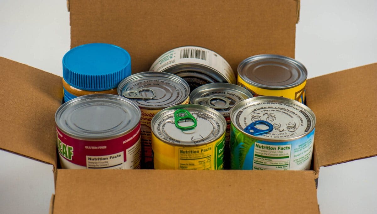 哈特维尔市长向退伍军人致敬;