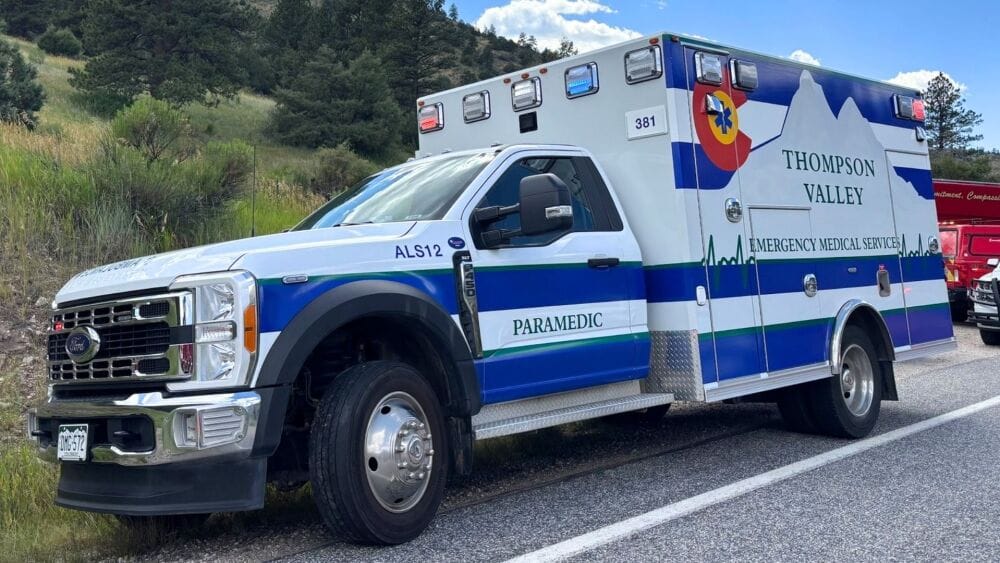 汤普森山谷EMS救护车与童子军Coen Segerstrom的合作项目