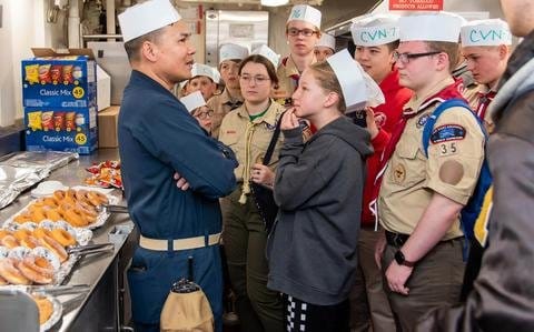 五角大楼计划终止对童子军的支持引发组织领导层的强烈抗议 | Pentagon Plans to End Support for Boy Scouts Sparks Outcry from Organization's Leadership