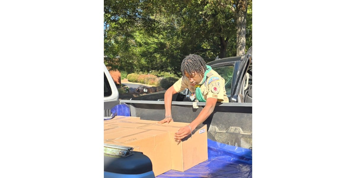 希尔格罗夫高中初中生和鹰级童子军候选人创建了“快餐盒”...... | Hillgrove High School Junior and Eagle Scout Candidate Creates “Express Food Boxes” to ...