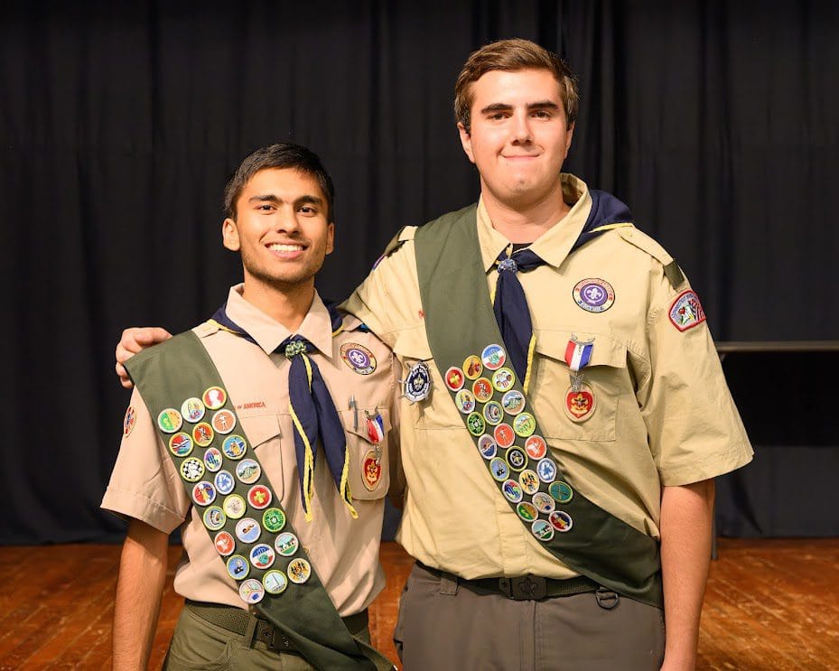 童军双雄闪耀：西哈特福德两位青年荣获鹰级童军最高荣誉 | Two from West Hartford Troop 44 Achieve Eagle Scout Rank